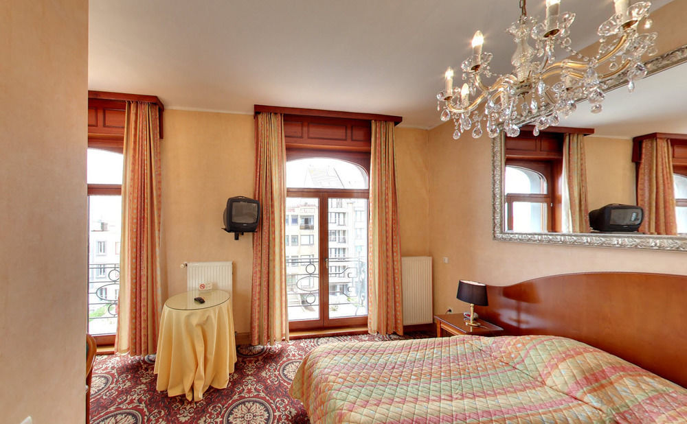 Avenue Hotel By F-Hotels Blankenberge Esterno foto