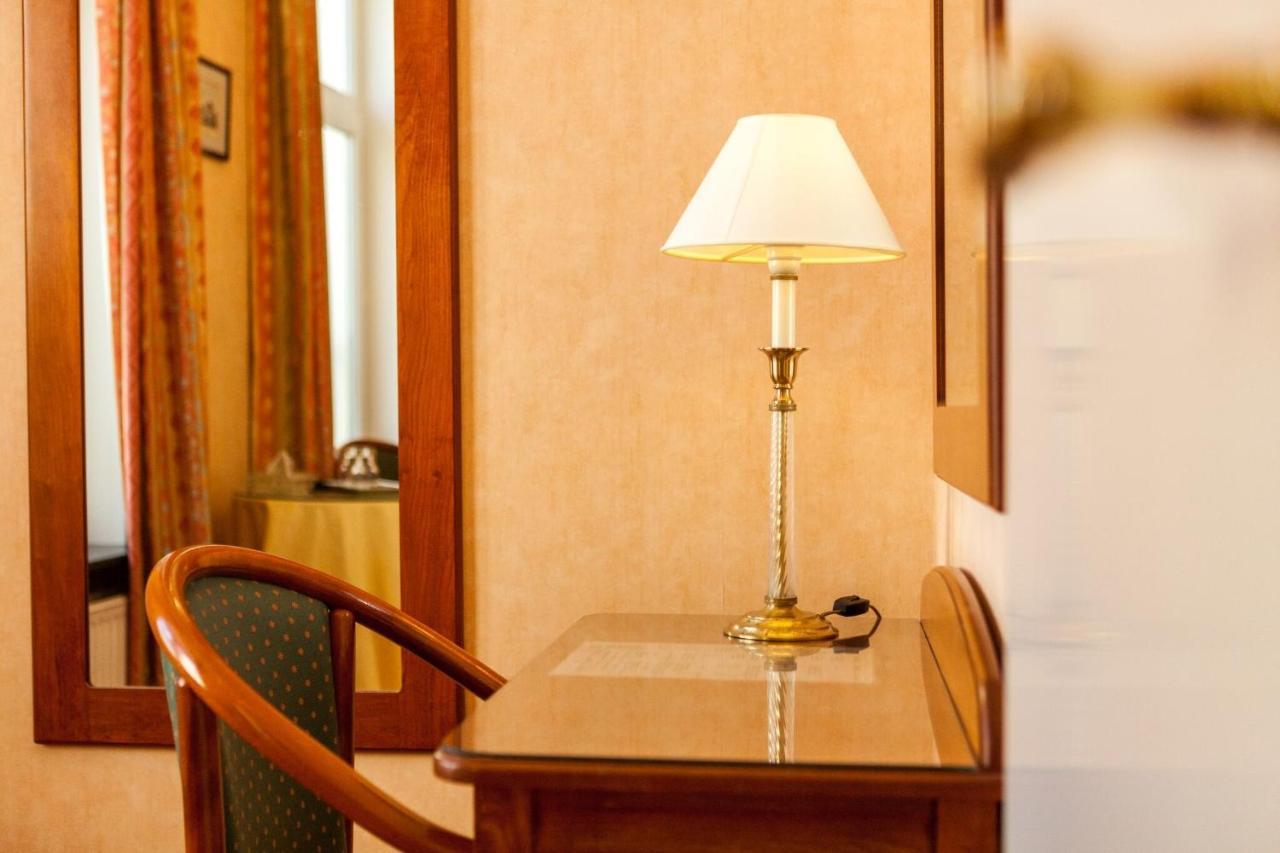 Avenue Hotel By F-Hotels Blankenberge Esterno foto